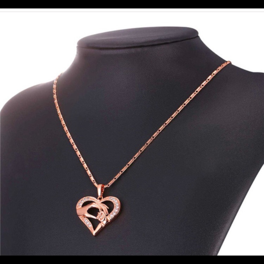 New arrival. Rose gold Necklace